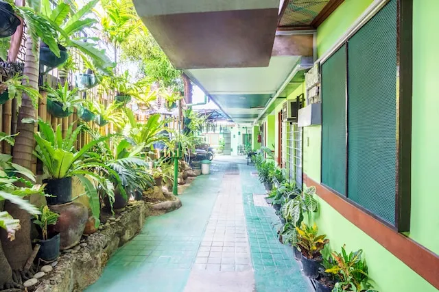 RedDoorz @ Maanyag Pension House Mandaue