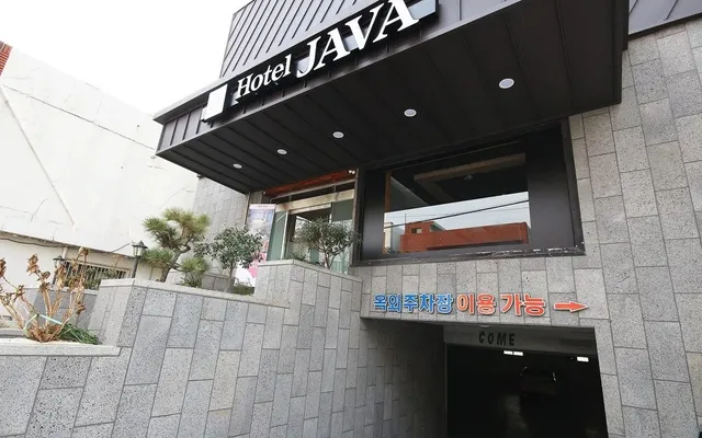 Hotel JAVA