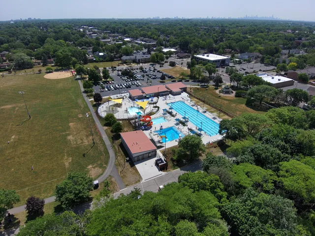 Harrer Park and Harrer Pool