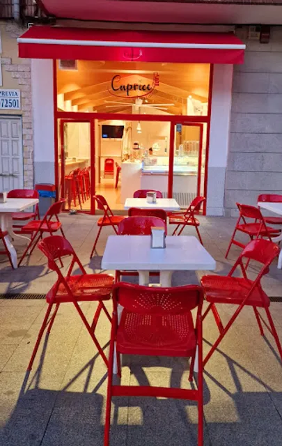 Caprice, Heladeria y Creperia Maliaño