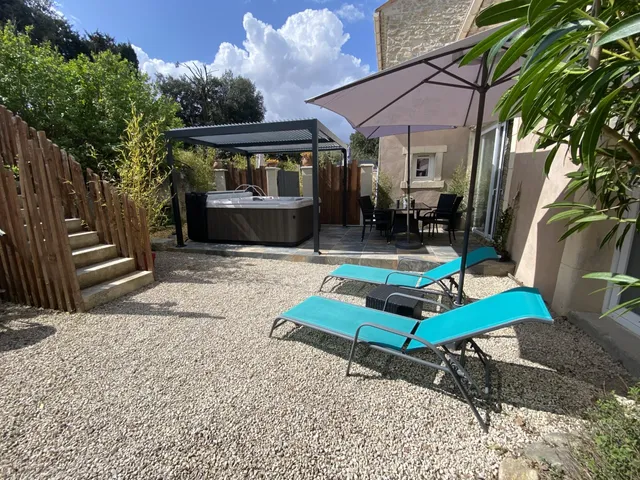 Les gîtes de la Fontaine de Jonquier