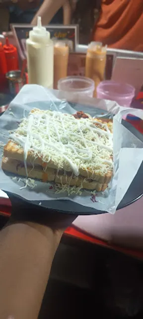 Foodie's Stop - Best food in Bhandup