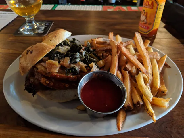 Glory Beer Bar & Kitchen