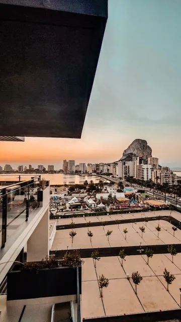 Urbano Blanco Apartments