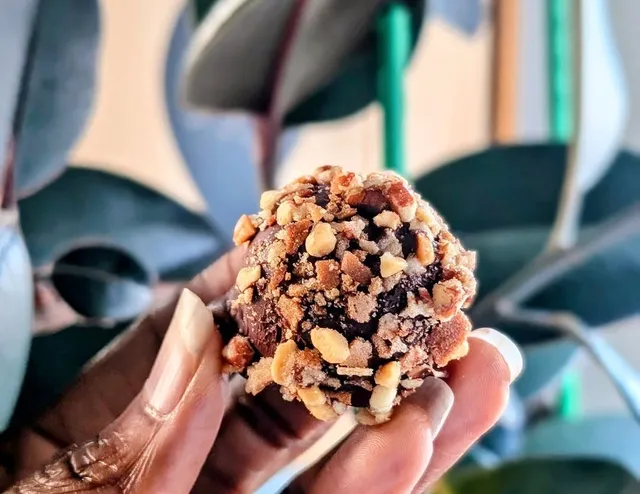 PJ's Classic Homemade Ice Cream & Bon Bons