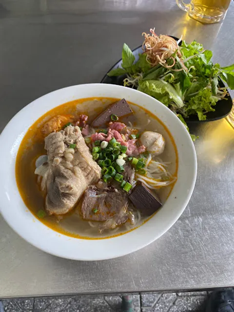 Quán Bún Bò Nguyễn Du