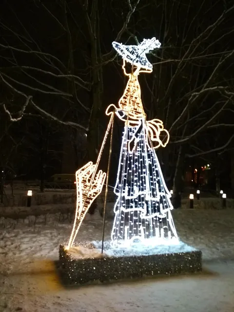 Teatral'naya Ploshchad'