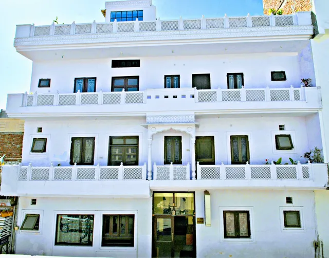 Satkar Hotel near railway station