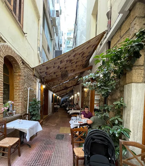 Ο Ανδρέας – Ψαροταβέρνα & Ουζερί | Εξάρχεια Αθήνα