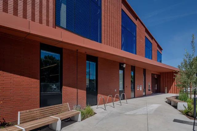 Multnomah County Library - Albina