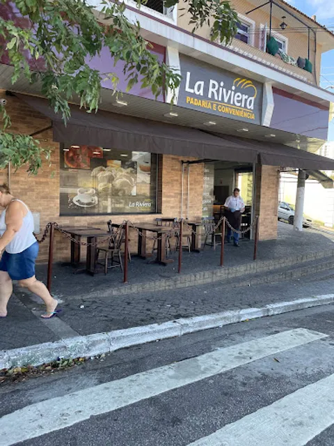 La Riviera breads and sweets