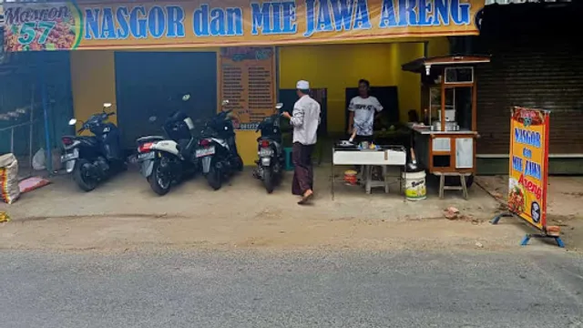 Nasi Goreng dan Bakmie Jawa Areng Mas Ron 57