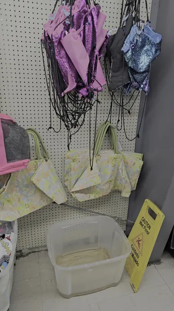 Caswell's Discount Wholesale