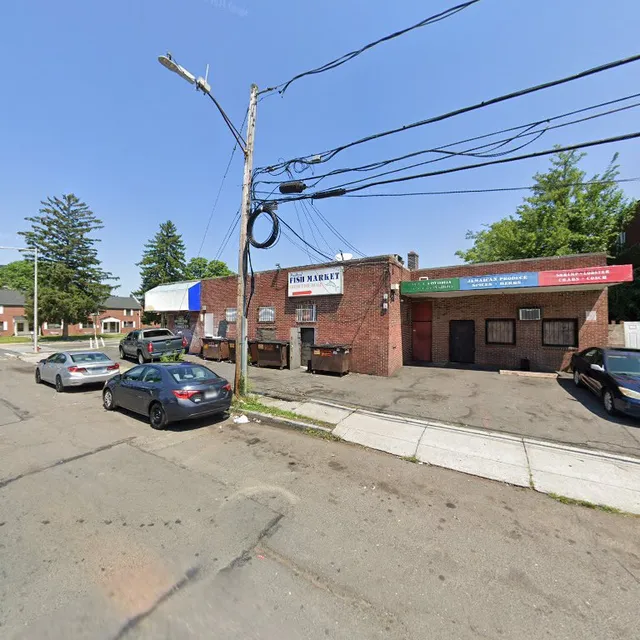 Woodland Fish Market LLC