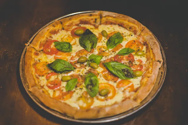 Pizzaria Forno à Lenha Paulo Marcondes