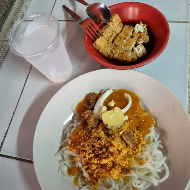 Pedring's Kare Kare - Main