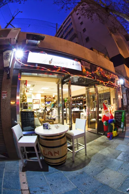 Tapería-Bar de Jamón y Vino