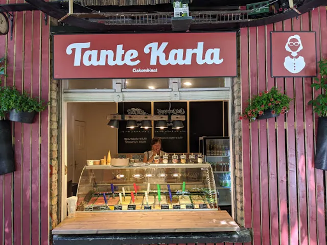 Tante Karla