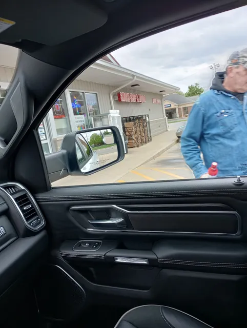 RollnUp Smoke Shop & Liquor