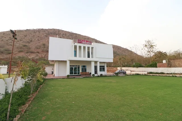 OYO 29598 Hotel Welcome