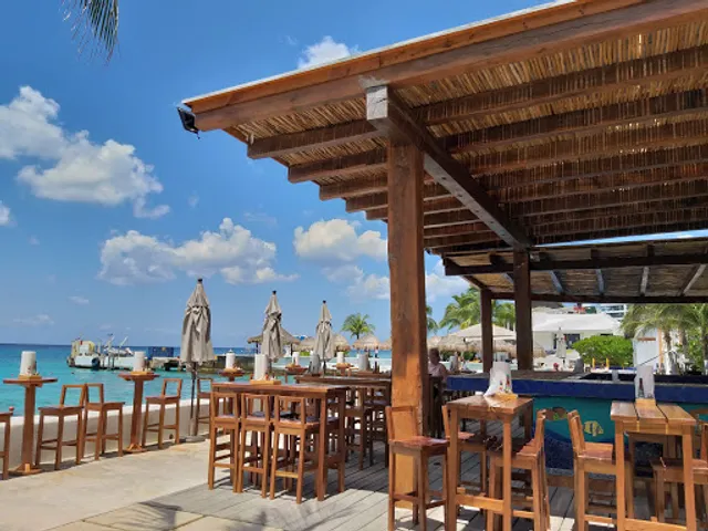 Del Mar Latino Beach Club Cozumel All Inclusive Day Pass