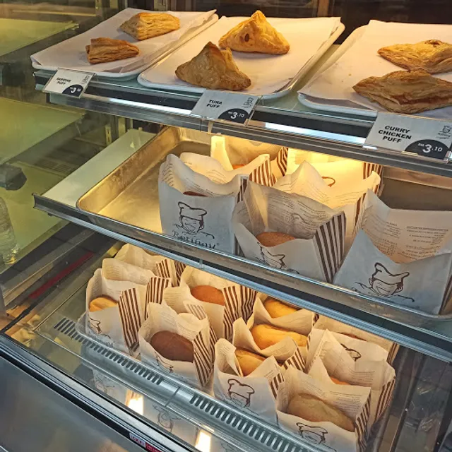 Rotiboy LRT Pasar Seni