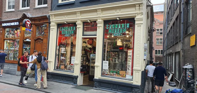 Cannabis Museum Shop