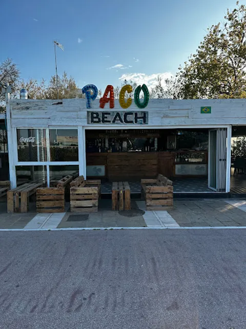 Pub Paco Beach