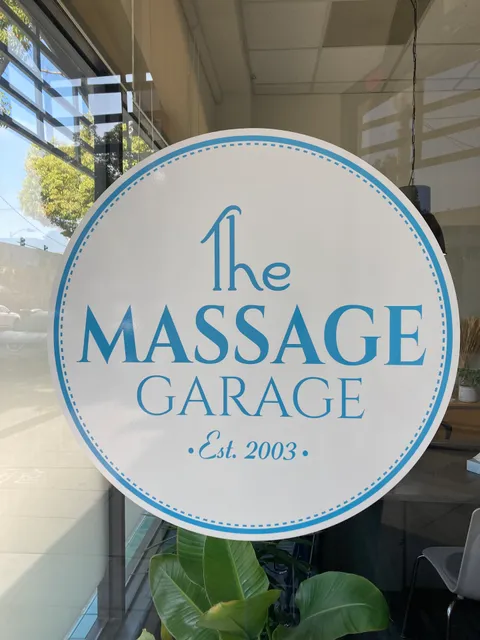 Massage Garage