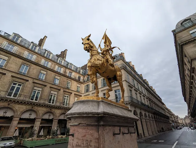 Statue of Joan of Arc Paris