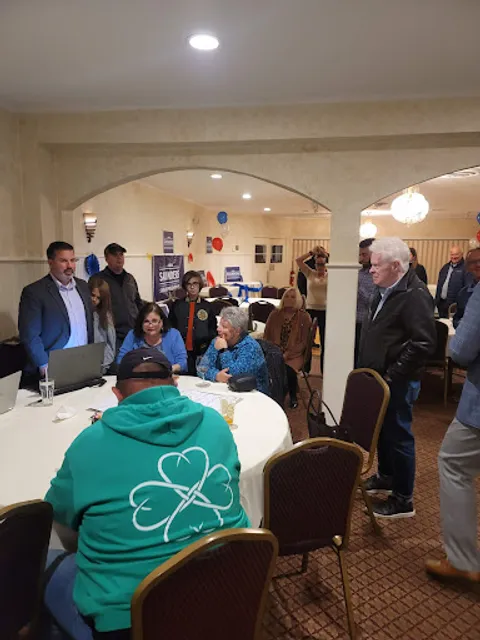 Villa Rose Restaurant & Lounge