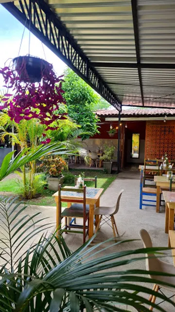 Kimtal - Quintal bistrô e parrilla