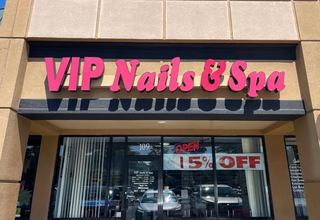 Revive Luxury Resale