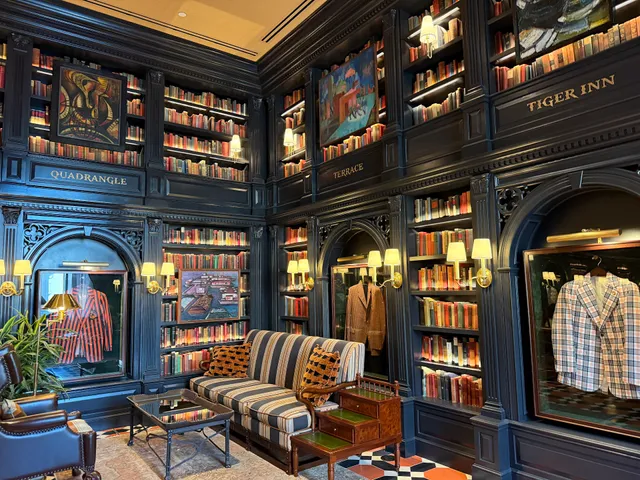 Ye Tavern Restaurant and Bar