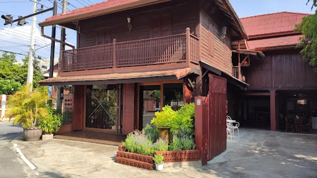 ร้านอาหารบ้านคำออน Baan Kum-On Restaurant Lampang