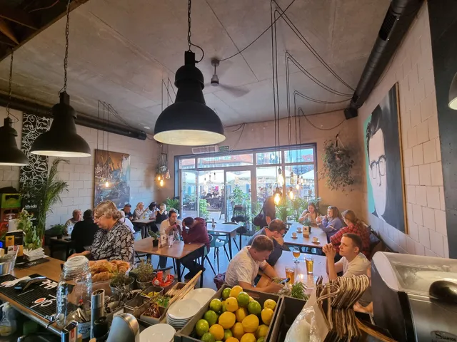 Neighbour's Kitchen breakfast and lunch