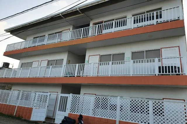 Hostal Victorias, Ginny bay