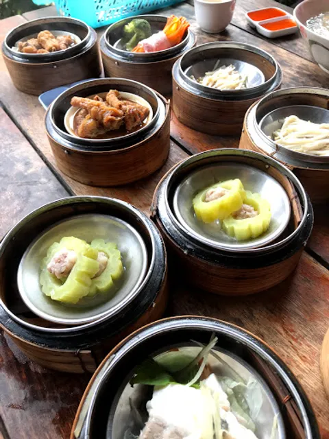 Krua Pakarung Seafood and dimsum