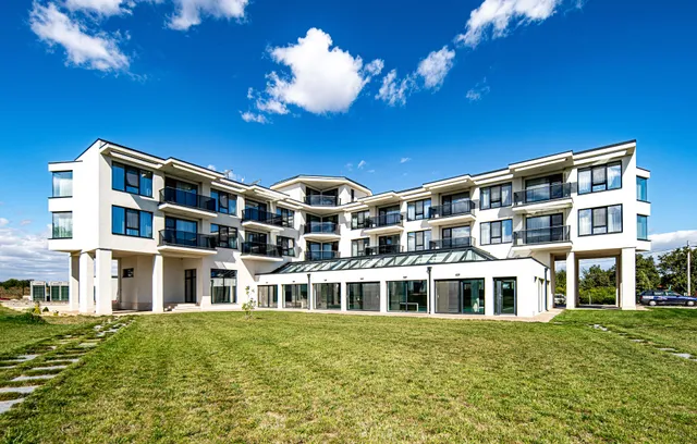 Luxury apartments Vodolei Krapets ( Луксозни апартаменти Водолей Крапец )