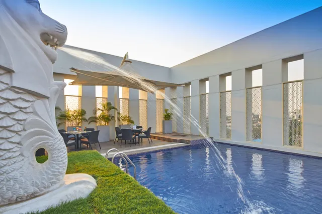 Royal Orchid Central Grazia