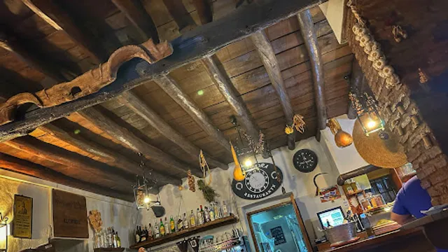 La cuadra bar restaurante