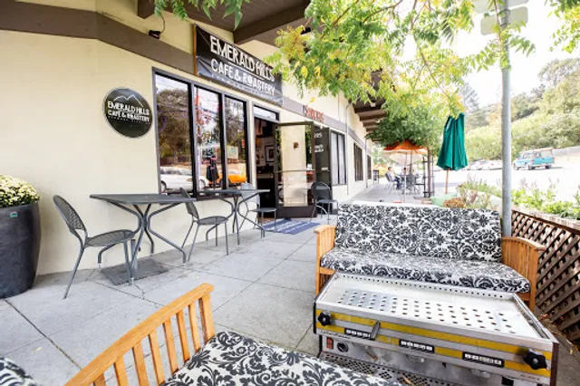 Emerald Hills Cafe & Roastery