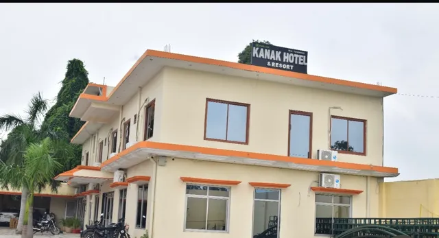 Kanak Hotel & Resort