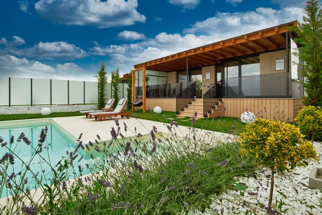 Peninsula Luxury & Spa