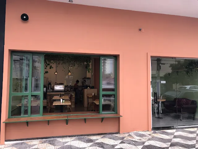 Dela Café