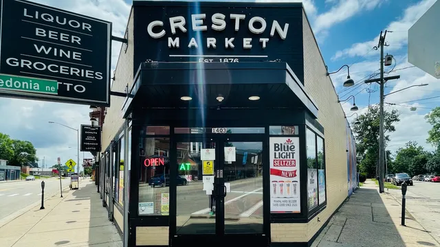 Creston Market