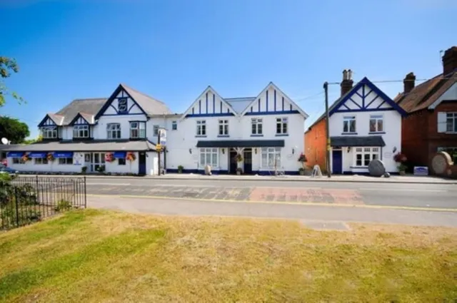 Penny Farthing Hotel & Cottages