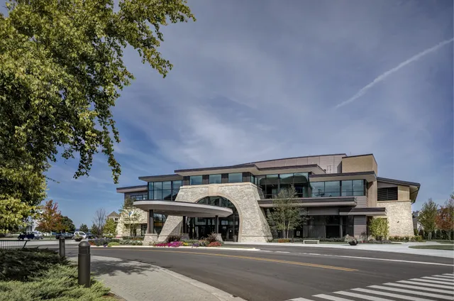 Great Lakes Center for the Arts