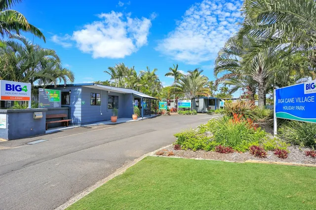 Cane Village Holiday Park - Bundaberg