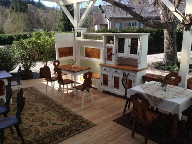 Cafe Corso, Zimmer & Cafe, Hotel Garni